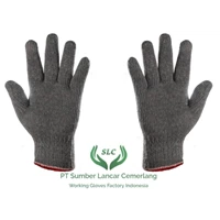 Gray Yarn 5 Overlock Maroon Safety Gloves